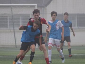 ⚽️ 𝗦𝗧𝗔𝗚𝗘 𝗣𝗔𝗖 𝗩𝗔𝗖' 𝗘𝗧𝗘 𝟮𝟬𝟮𝟰 ⚽️

📸 Du foot, du rire, du Laser Game Brest, du sport... bref, du kiff !