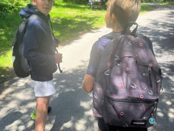⚽️ 𝗦𝗧𝗔𝗚𝗘 𝗣𝗔𝗖 𝗩𝗔𝗖' 𝗘𝗧𝗘 𝟮𝟬𝟮𝟰 ⚽️

😱 Le stage football se termine : ménage, rangement des affaires… Les enfants ont hâte de vous retrouver dans quelques temps !...