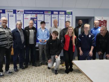 🔵⚽️𝗥𝗘𝗠𝗜𝗦𝗘 𝗗𝗘𝗦 𝗘́𝗖𝗨𝗦𝗦𝗢𝗡𝗦 𝗗’𝗔𝗥𝗕𝗜𝗧𝗥𝗘 𝗗𝗘 𝗗𝗜𝗦𝗧𝗥𝗜𝗖𝗧 ⚽🔵

Vendredi 25 avril, au Club House de Trémaïdic, 𝗟𝗶𝗼𝗻𝗲𝗹 𝗬𝗔𝗠𝗞𝗔𝗠 𝗗𝗔𝗞𝗬𝗔𝗠 et 𝗞𝘆𝗹𝗹𝗶𝗮𝗻 𝗗𝗘𝗦𝗜𝗥𝗔𝗡𝗗 ont officiellement...