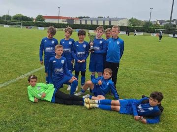 ⚽️ 𝙀𝘾𝙊𝙇𝙀 𝘿𝙀 𝙁𝙊𝙊𝙏 ⚽️

Samedi 24 mai, nos  𝗨𝟭𝟭 𝗕 ont réalisé un très beau parcours lors du 𝘁𝗼𝘂𝗿𝗻𝗼𝗶 𝗱𝗲 𝗹’𝗘𝗦 𝗟𝗼𝗰𝗺𝗮𝗿𝗶𝗮, allant jusqu’en finale principale ! 🏆...