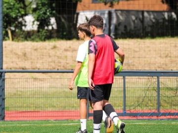 ⚽️ 𝗦𝗧𝗔𝗚𝗘 𝗣𝗔𝗖 𝗩𝗔𝗖’ 𝟯 - 𝗘́𝗧𝗘́ 𝟮𝟬𝟮𝟱 ⚽️

Retour sur la matinée d’hier où nos stagiaires ont découvert des activités variées et originales ! 😄

Nos jeunes ont pu...