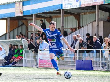 ⚽️𝗥𝗘́𝗚𝗜𝗢𝗡𝗔𝗟𝗘 𝟮⚽️

Retour en images sur la première journée de championnat de notre équipe première. 😁

💙🤍

📸 @ncls.pictures