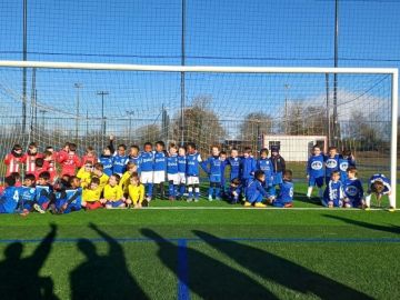 ⚽️ 𝗣𝗹𝗮𝘁𝗲𝗮𝘂 𝗨𝟲 ⚽️

Ce matin, au Stade de Tremaïdic, les plus jeunes ont vécu un beau moment de football, placé sous le signe du jeu, du partage et du plaisir...