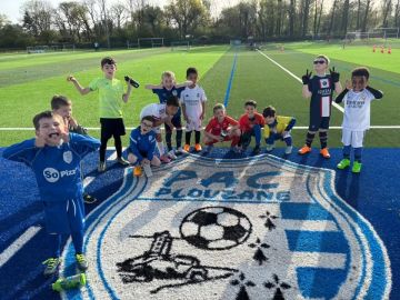 ⚽ 𝙋𝘼𝙎𝙎𝙀𝙍𝙀𝙇𝙇𝙀 𝙁𝙊𝙊𝙏 ⚽

Chaque mercredi, une passerelle est mise en place pour permettre à tous les enfants de découvrir le football !⚽

👉 Les 6 ans et + à...