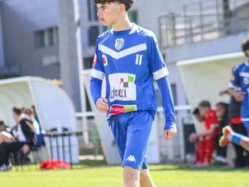 ⚽🏆 TOURNOI DES LEGENDES U14 - U16 À @FC Ploermel

🔥Bravo à nos deux équipes pour leur parcours et plus particulièrement à nos U14 qui se sont hissé à la 2ème...