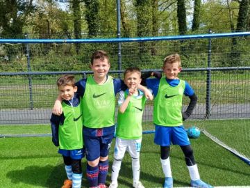 ⚽️Jour 5️⃣ – Stage PAC VAC ⚽️

Le matin, U9️⃣ et U1️⃣3️⃣ étaient réunis pour un tournoi commun, favorisant le partage et l’esprit d’équipe 💪⚽️

L’après-midi,...